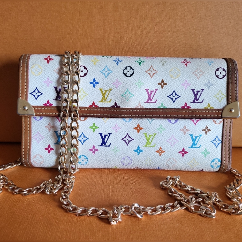 LOUIS🌻VUITTON Multicolor Trifold International Wallet with Chain